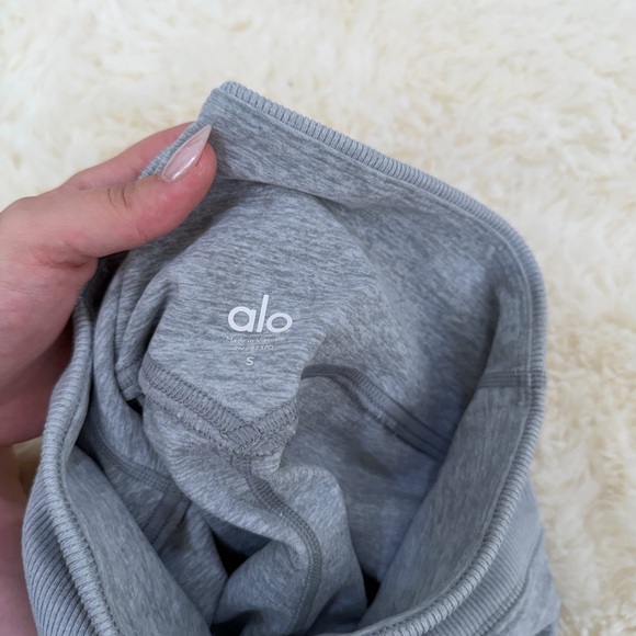 ALO Yoga Women's Gray Sports Bra Set - Picture 4 of 4